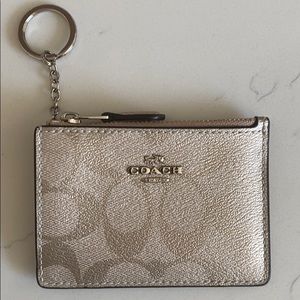 NWT: Coach Mini Skinny ID Case